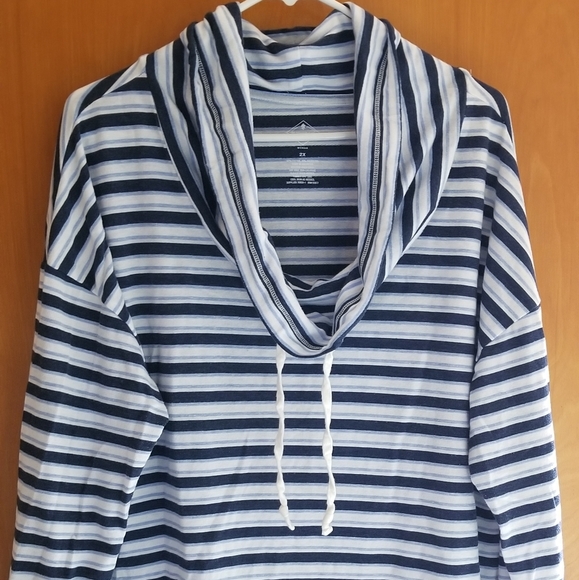 St. John's Bay Tops - Shirt